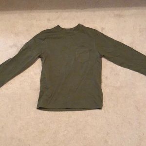 Boys Size 5/6 long sleeve tee